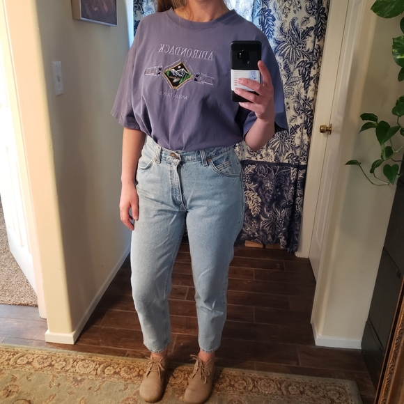 Vintage Oversize Adirondack Tee - Picture 3 of 11